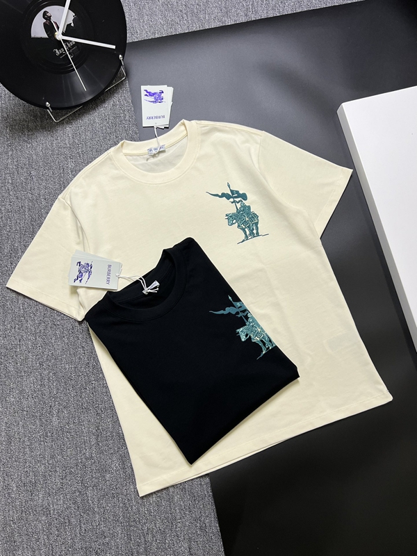 ブランドTシャツ側面デザイン